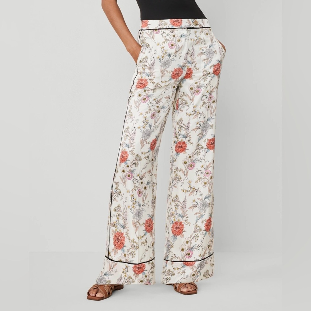 Ann Taylor The Trouser Pant in Floral